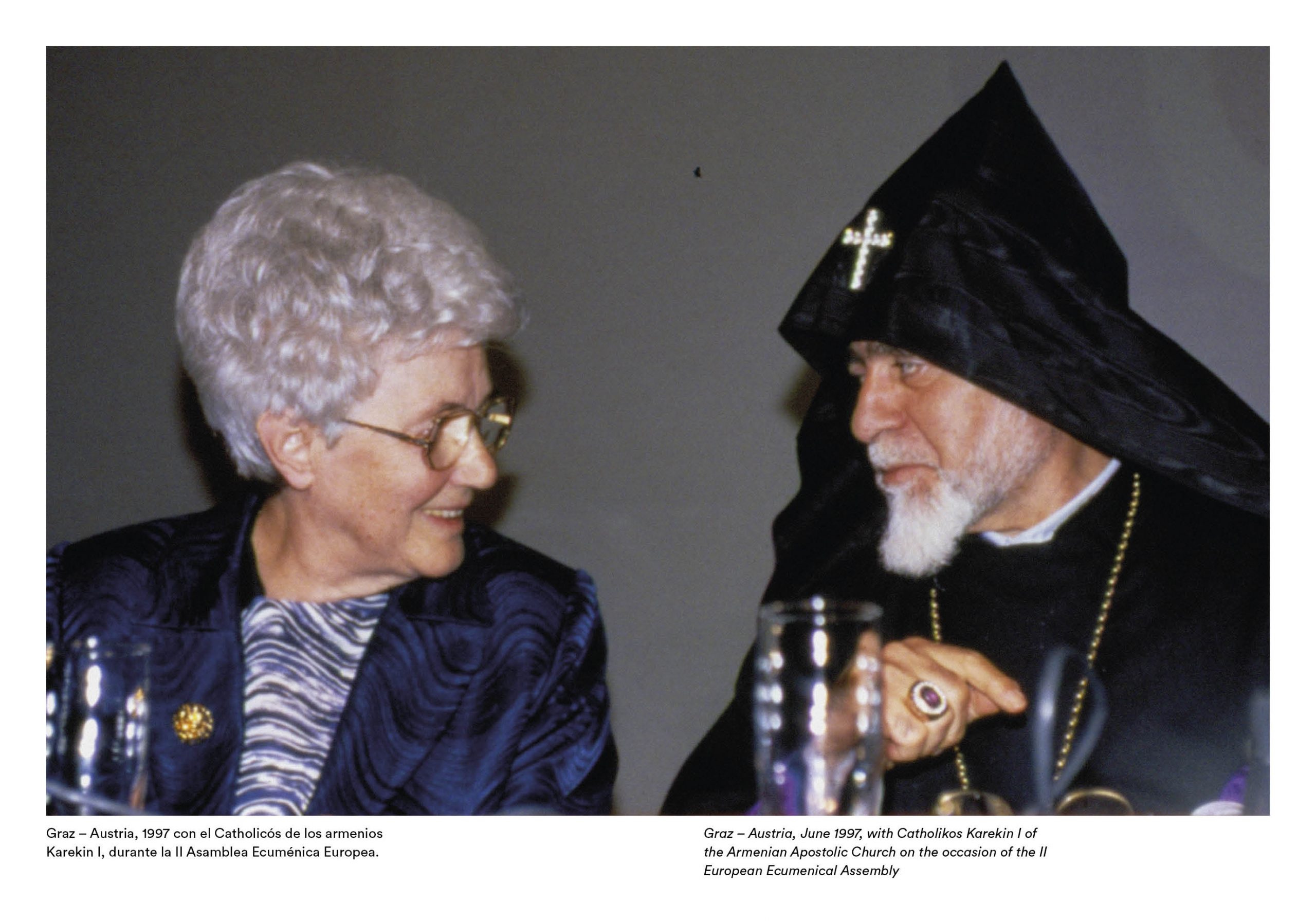 031219_Lubich_Album_DialogoEcumenico_26-27ES