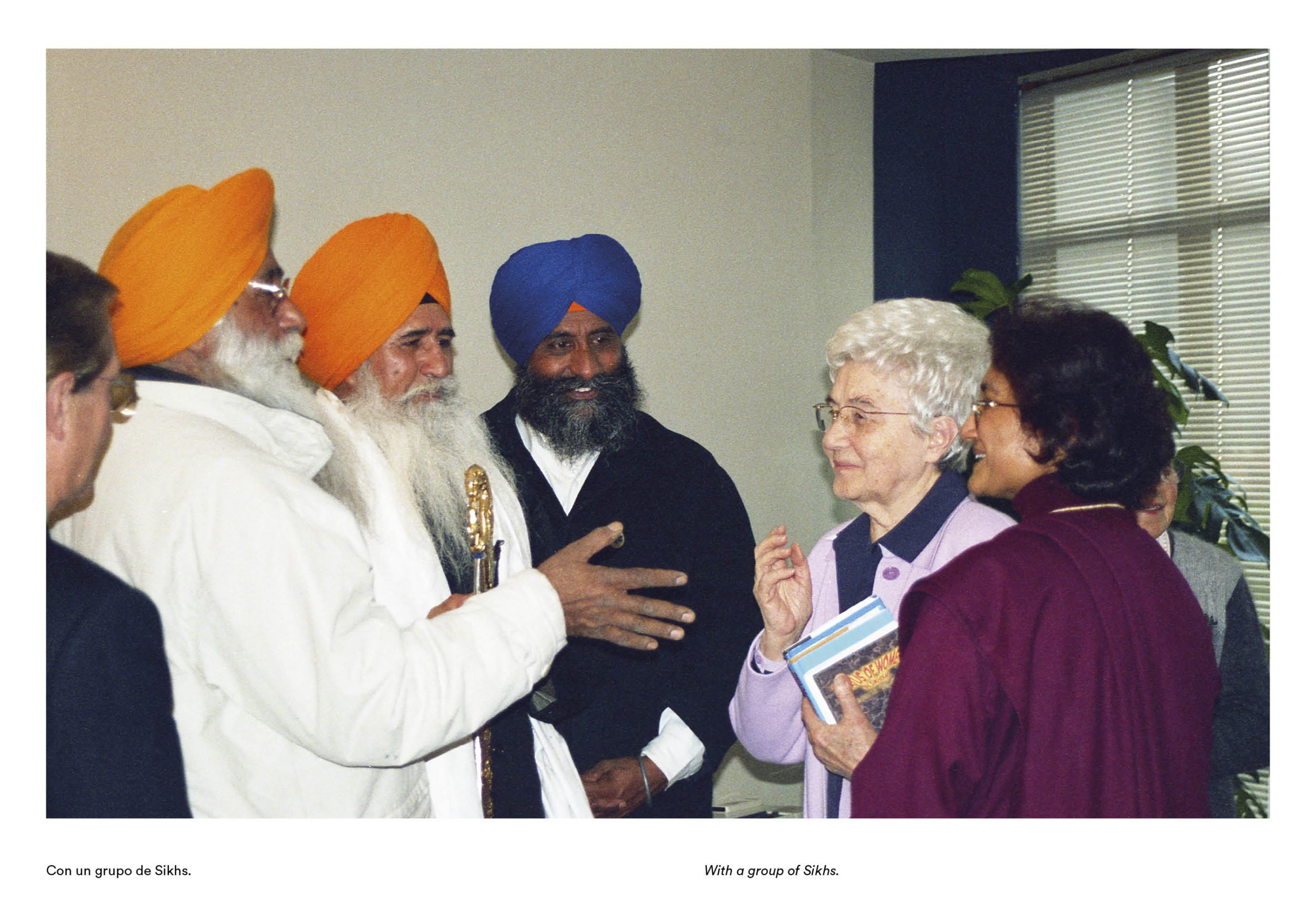 031219_Lubich_Album_DialogoInterreligioso_28-29ES